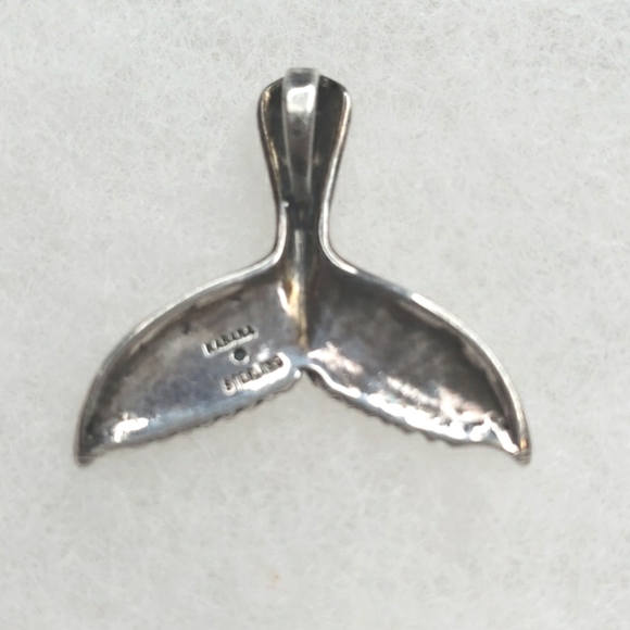Sold KABANA VINTAGE Pendant Sterling Vintage Whale Pendant unisex 🐋 - Picture 3 of 4